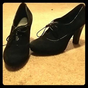 Nine West Oxford Pumps