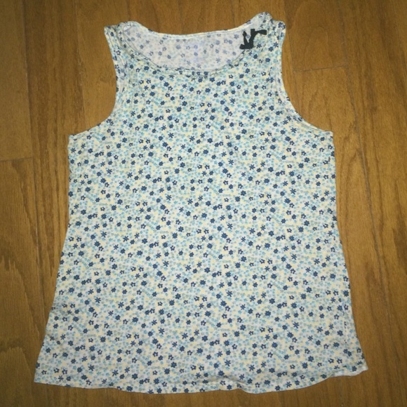 Cute Spring Floral Tank - Picture 2 of 4