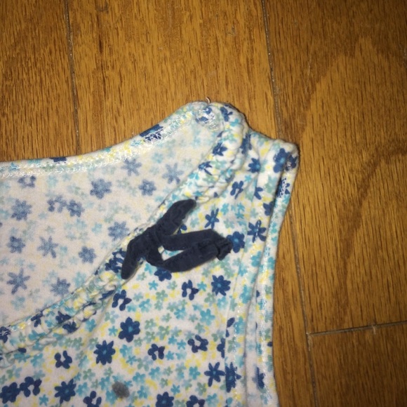 Cute Spring Floral Tank - Picture 3 of 4