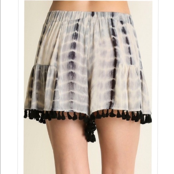 ❗️LAST❗️Tassel trim Tie dye print shorts - Picture 3 of 3