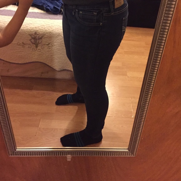 Jeans - Picture 2 of 4