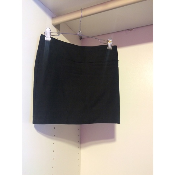 Black pencil skirt