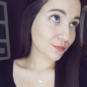 Meet your Posher, Natalia