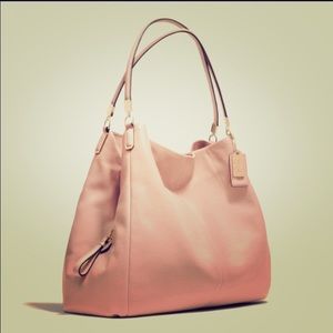 🎉HP🎉Authentic Coach Phoebe Bag in Blush Color