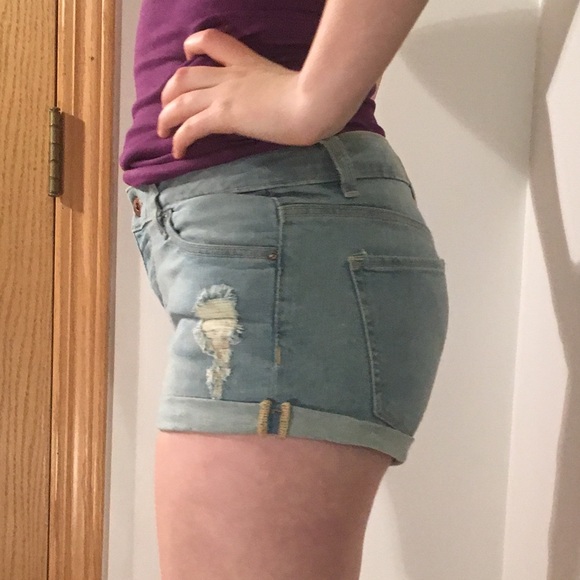 Shorts - Picture 2 of 2