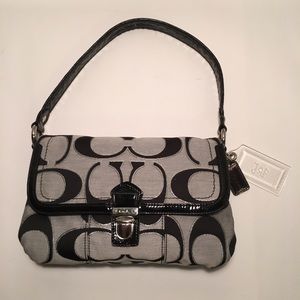 COACH Hand Bag - LIKE NEW!!!