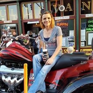 Meet your Posher, Vicki