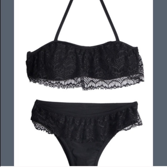 Black lace bikini