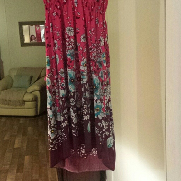 Dress - Picture 3 of 3