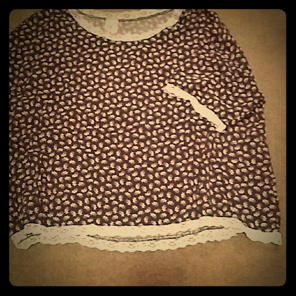 Lace Trim Floral Top