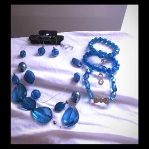 Ashley Stewart Blue Necklace set