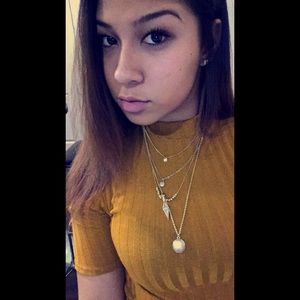 Meet your Posher, Taylor