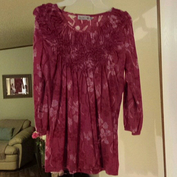 Shirt - Picture 1 of 1