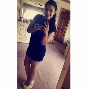 Meet your Posher, Yajaira