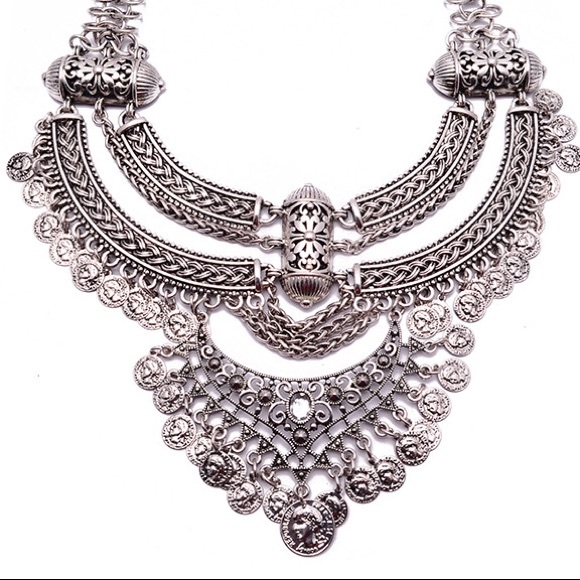 Statement necklace - Picture 2 of 2