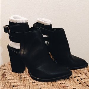 Steve Madden madyy boot