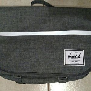 Herschel book/computer bag