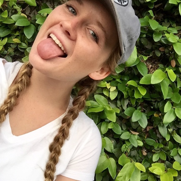 Meet your Posher, Madison