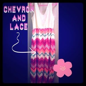 🌺White Lace and Colorful Chevron Maxi