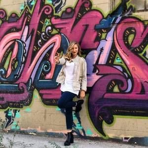 Meet your Posher, Alicia