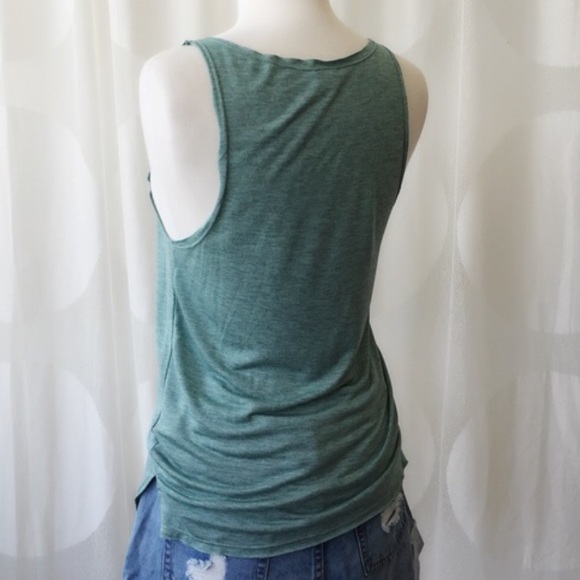 🔅Last One🔅Clinging Panda Tank - Picture 3 of 4