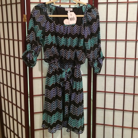 Light print black green blue dress