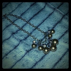 VERSONA statement necklace.