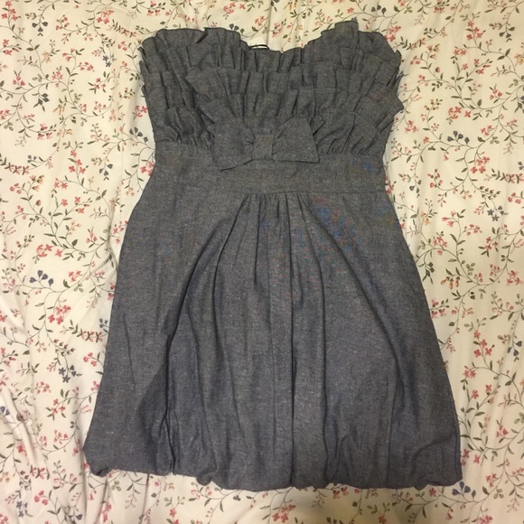Brand new short dress with the zipper in the back