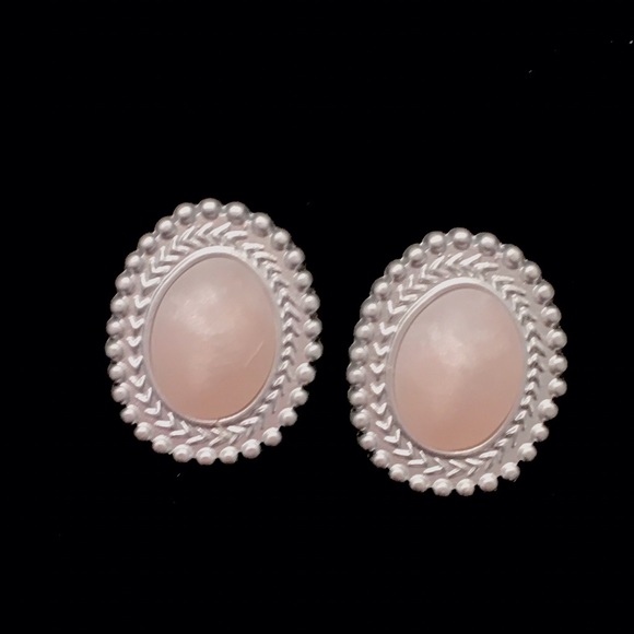 Anthropologie Oversized Costume Earrings - Picture 3 of 3