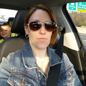 Meet your Posher, Tiffany