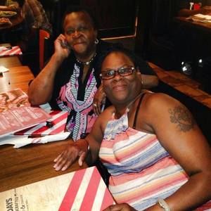 Meet your Posher, Yak anad