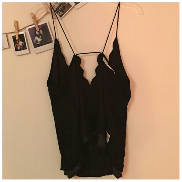 UO scalloped tank