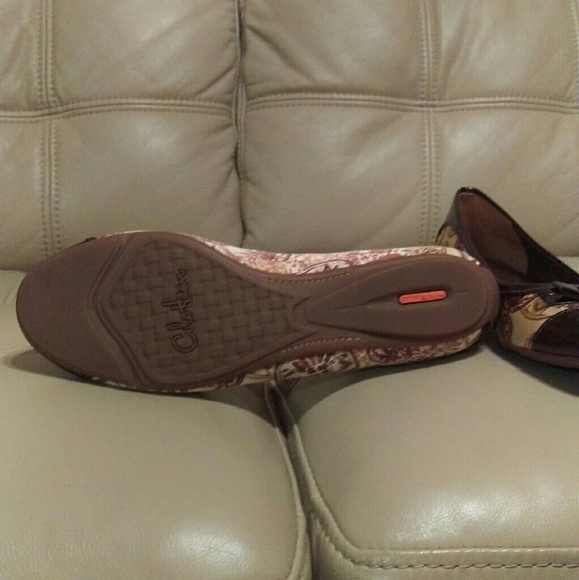 Cole Haan - Picture 4 of 4