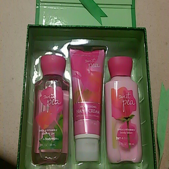 Bath and Body Works gift set