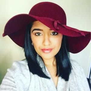 Meet your Posher, Poonam