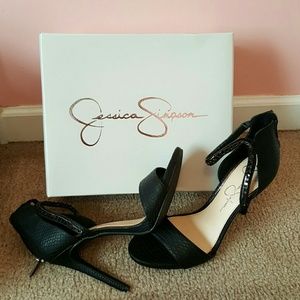Jessica Simpson Sexy Pumps