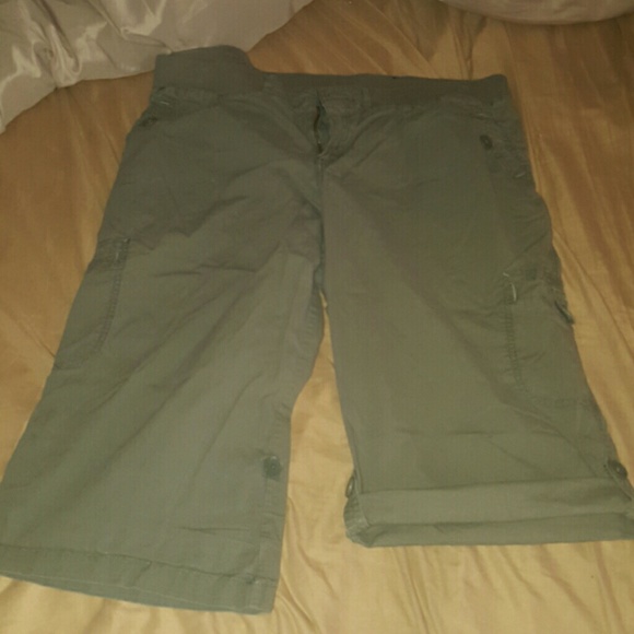 Cargo capris
