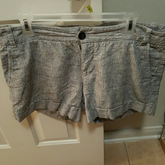 Black and White Express shorts