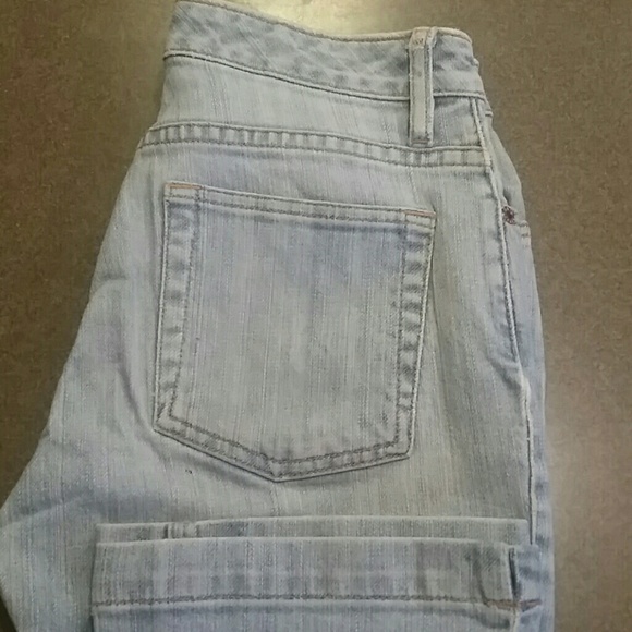 Boot cut capris ... - Picture 4 of 4