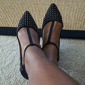 Cute cute studded Aeropostale ballet flats