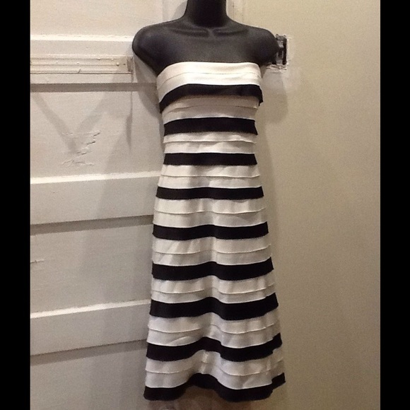 BCBGMAXAZRIA Black & White Layered Dress - Picture 2 of 4