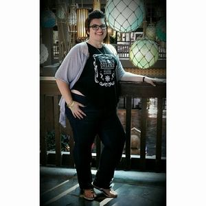 Meet your Posher, Stephanie