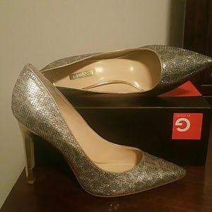 Final Markdown *NEW * GUESS Heels