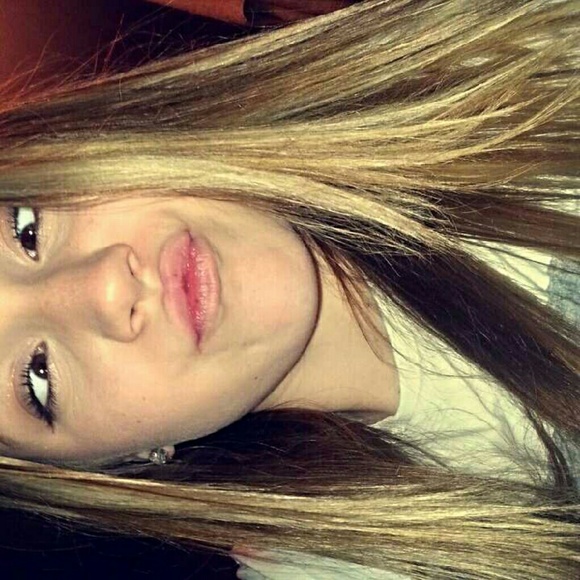 Meet your Posher, Addie