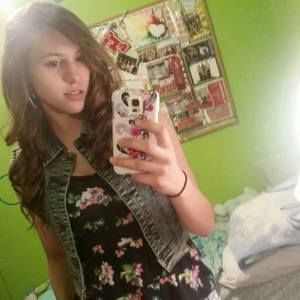 Meet your Posher, Annya