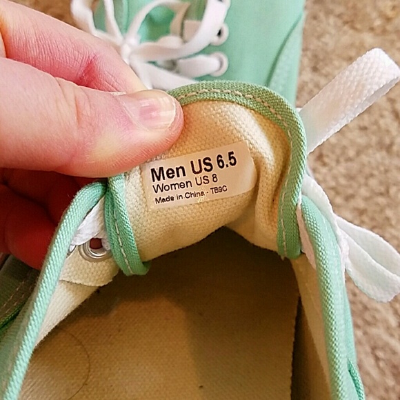 Pretty mint colored vans! - Picture 2 of 4