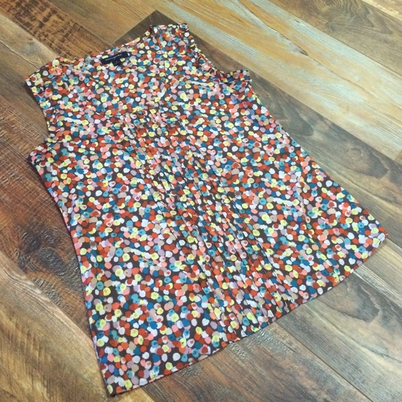 Sleeveless Banana Republic Top Small