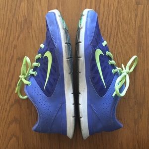 Nike Blue/Green Sneakers