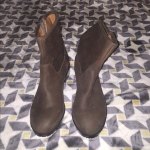 Gap Brown Ankle boots size 7 new