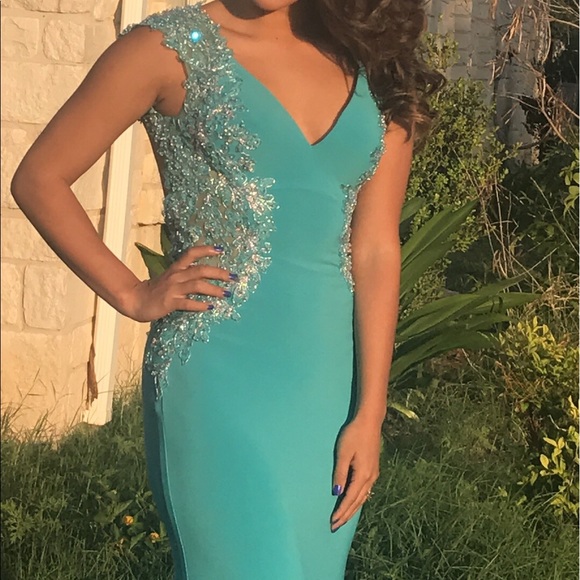 Prom/ pageant dress Tony Bowls - Picture 7 of 8